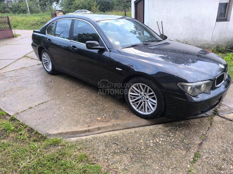BMW 730 E65