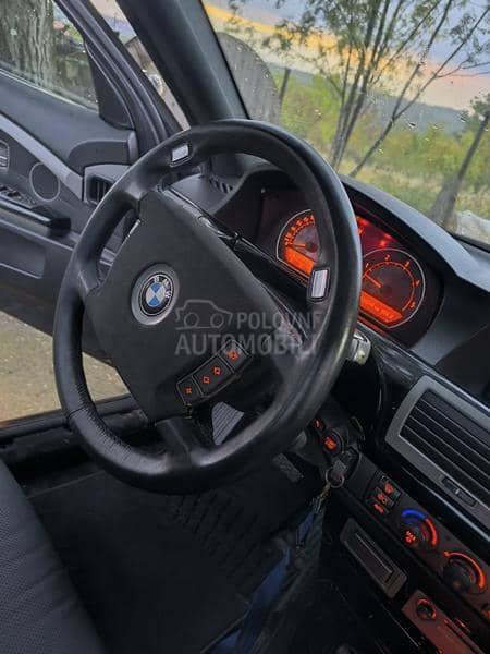 BMW 730 E65