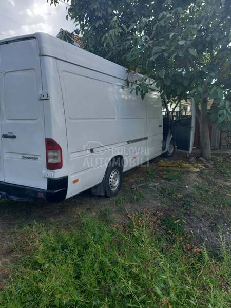 Mercedes Benz Sprinter 