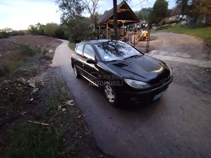 Peugeot 206 1.1