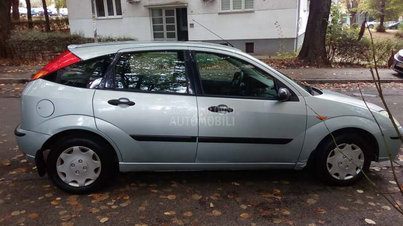 Ford Focus 1. 4 - P.l.i.n.