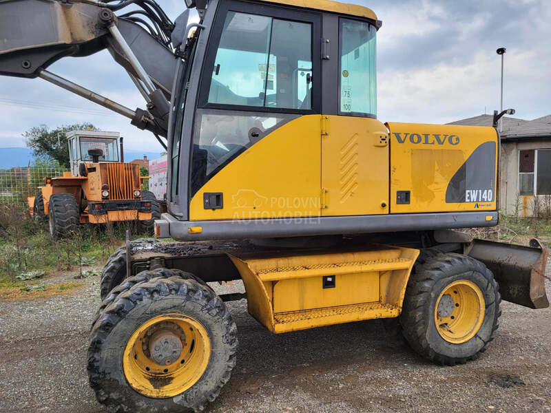 Volvo EC140