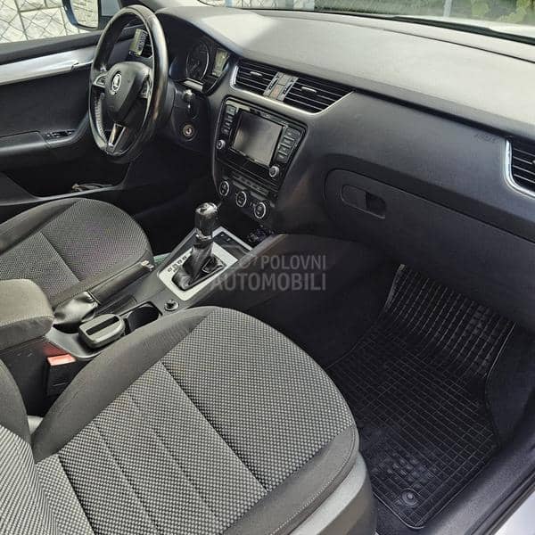 Škoda Octavia 2.0 TDI DSG N.A.V.I