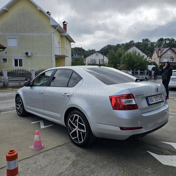 Škoda Octavia 2.0 TDI DSG N.A.V.I