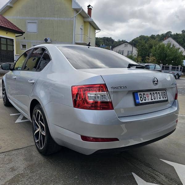Škoda Octavia 2.0 TDI DSG N.A.V.I