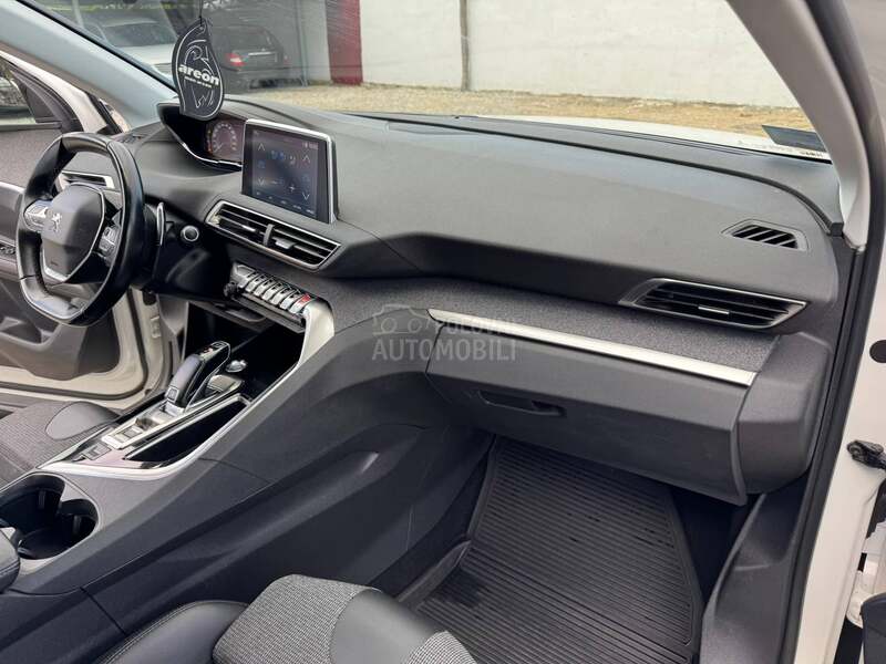 Peugeot 3008 1.5hdi alure