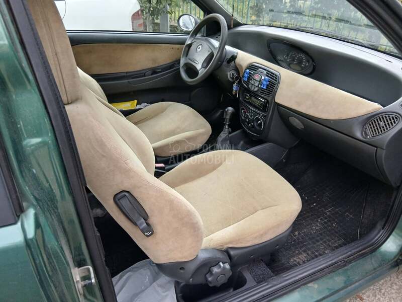 Lancia Ypsilon 