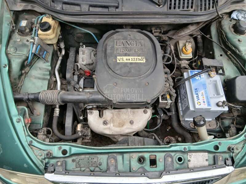 Lancia Ypsilon 