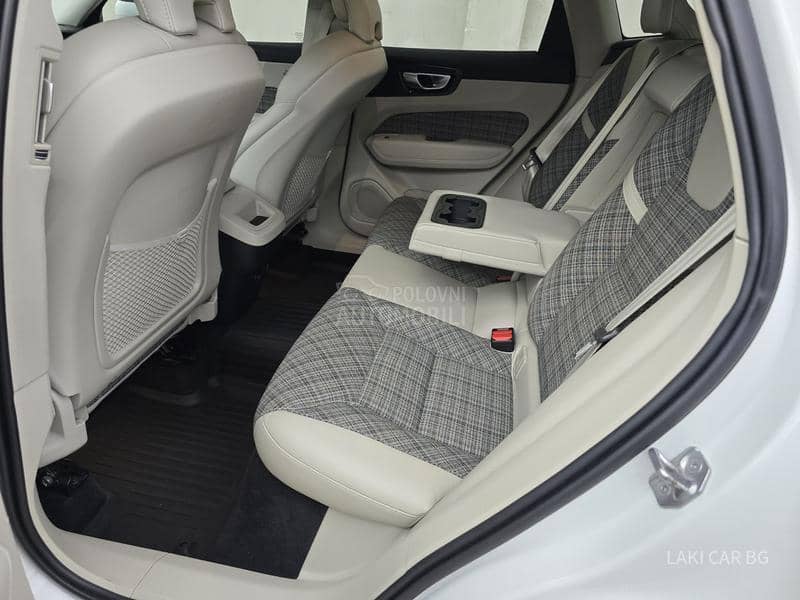 Volvo XC60 hybrid 2.0 B4 awd