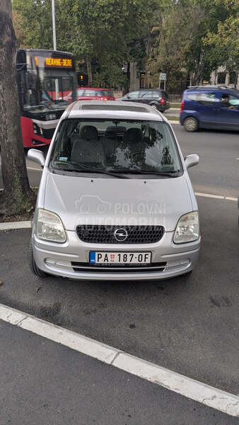 Opel Agila 