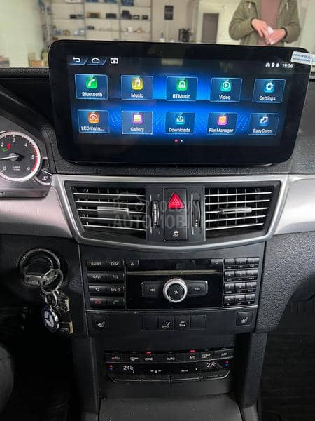 Multimedija Carplay Android
