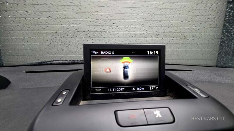 Peugeot 3008 2.0HDI ALLURE PANO