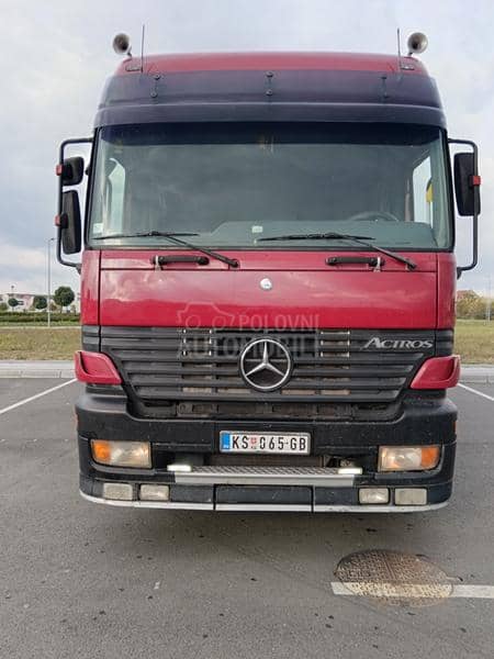 Mercedes Benz aktros 1848