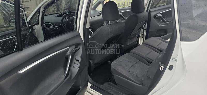 Toyota Verso 