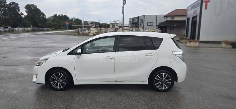 Toyota Verso 