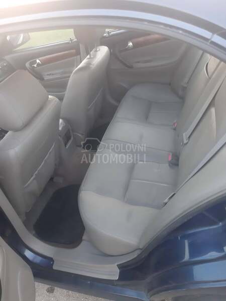 Chevrolet Evanda 