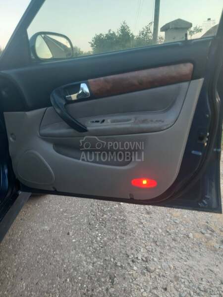 Chevrolet Evanda 