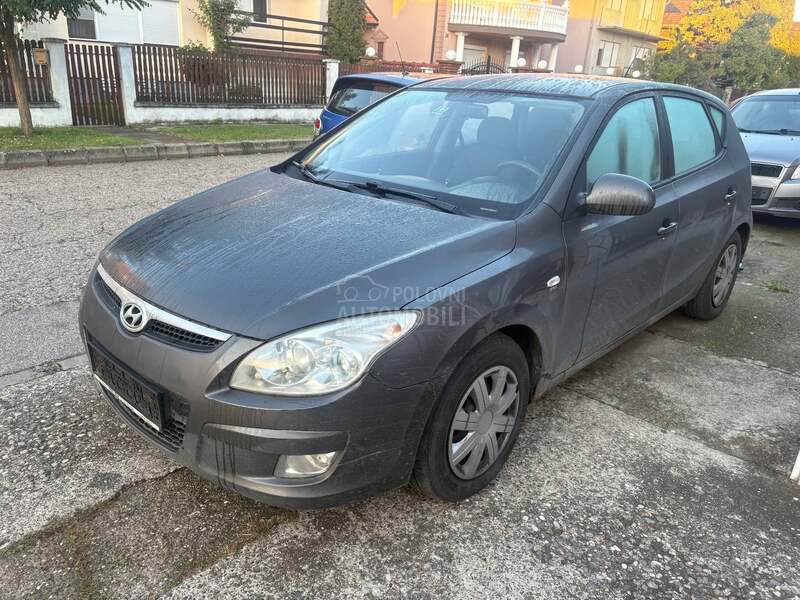 Hyundai i30 1,6 crdi