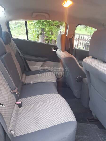 Renault Megane 1.6B