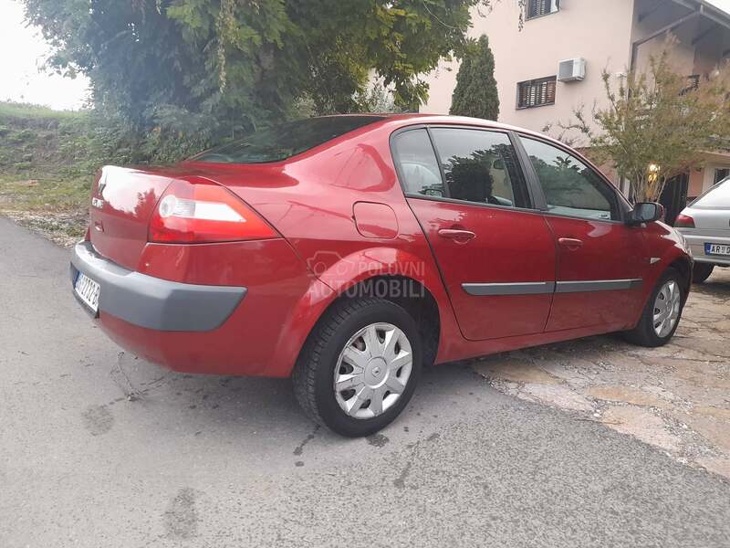 Renault Megane 1.6B