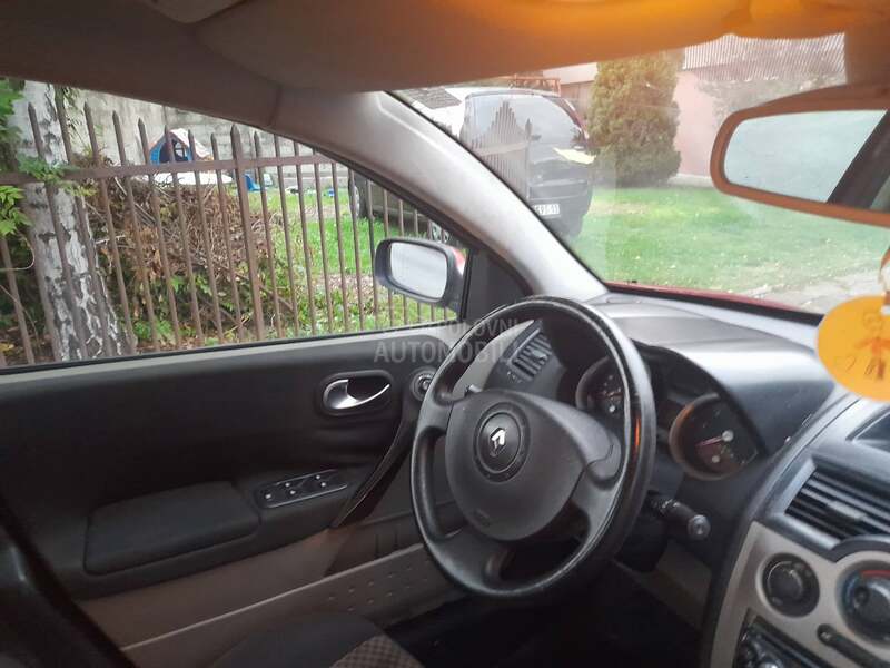 Renault Megane 1.6B
