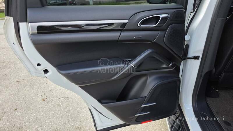 Porsche Cayenne 3.0 diesel