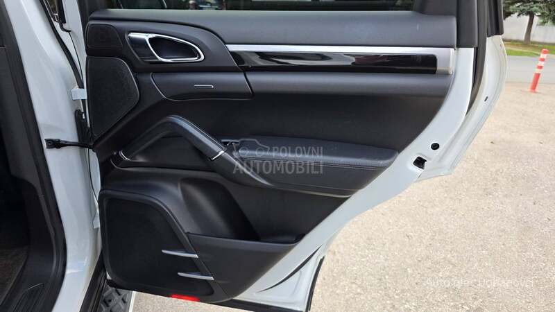 Porsche Cayenne 3.0 diesel