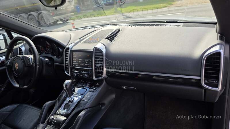 Porsche Cayenne 3.0 diesel