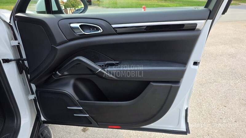 Porsche Cayenne 3.0 diesel