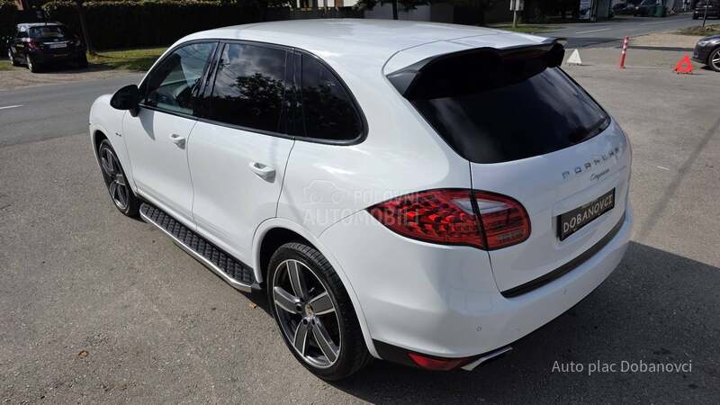 Porsche Cayenne 3.0 diesel