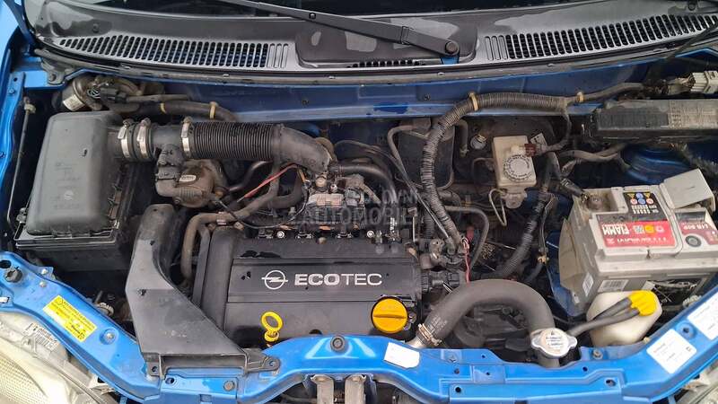 Opel Agila 