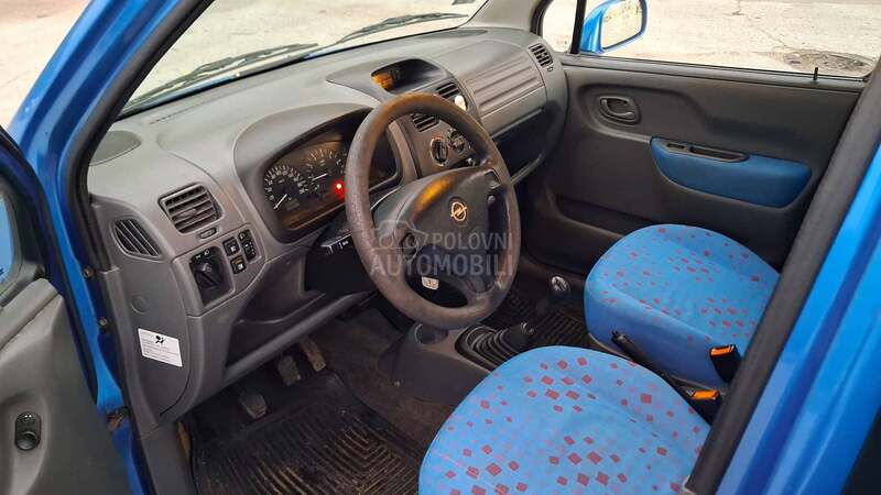 Opel Agila 