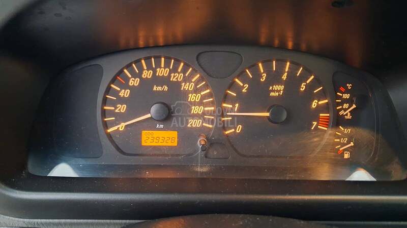 Opel Agila 