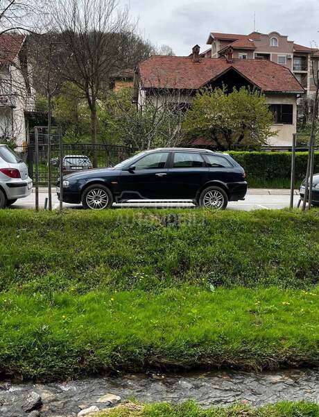 Alfa Romeo 156 Crosswagon 