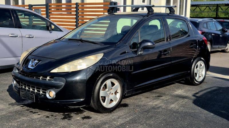Peugeot 207 1.4B