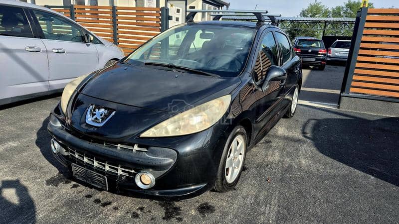 Peugeot 207 1.4B