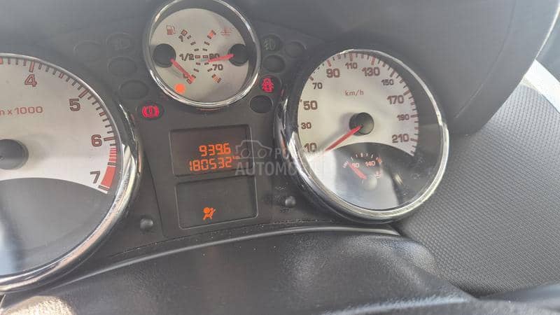 Peugeot 207 1.4B