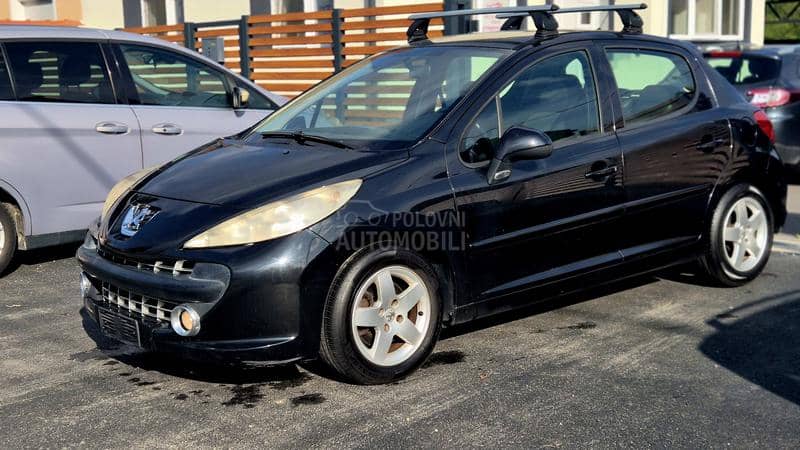 Peugeot 207 1.4B