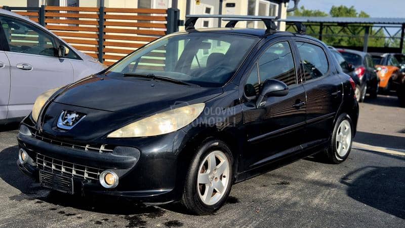 Peugeot 207 1.4B