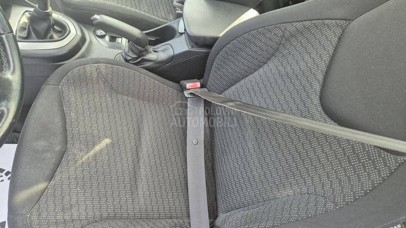 Peugeot 308 1.6HDI90K S PANO