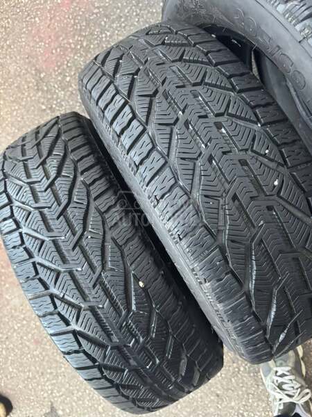Tigar 205/60 R16 Zimska