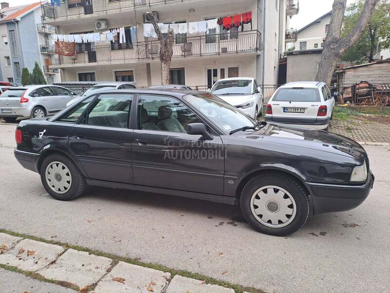 Audi 80 B4 2.3E
