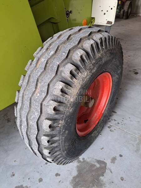 Claas ROLLANT 46
