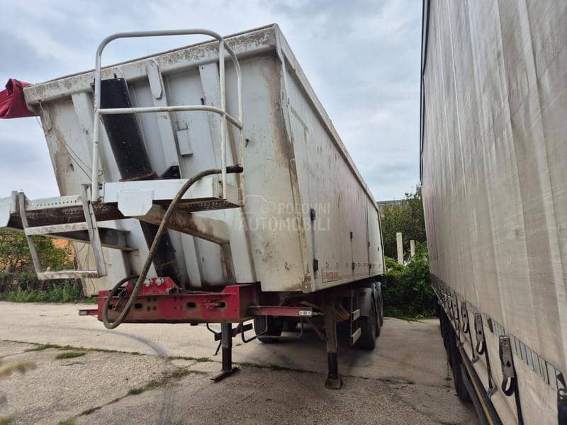 Schwarzmuller 38kubika