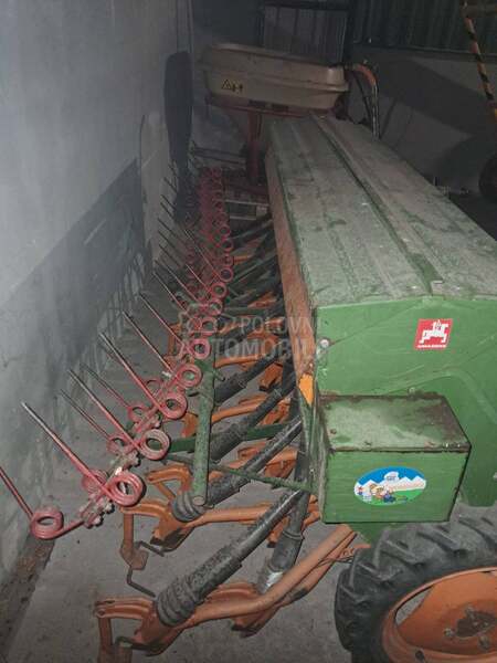 Amazone 25