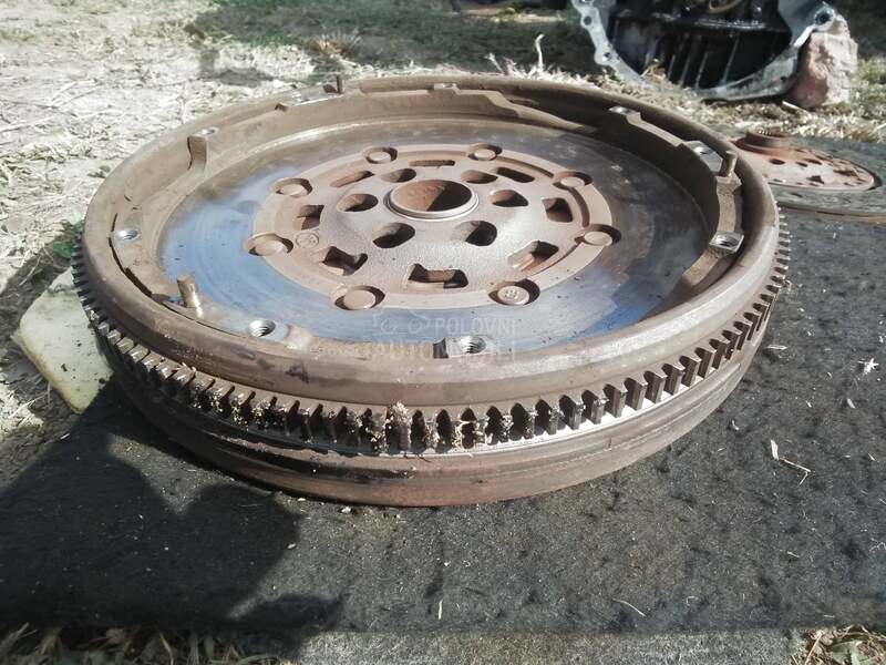 Plivajuci zamajac 1.9 5 brzina