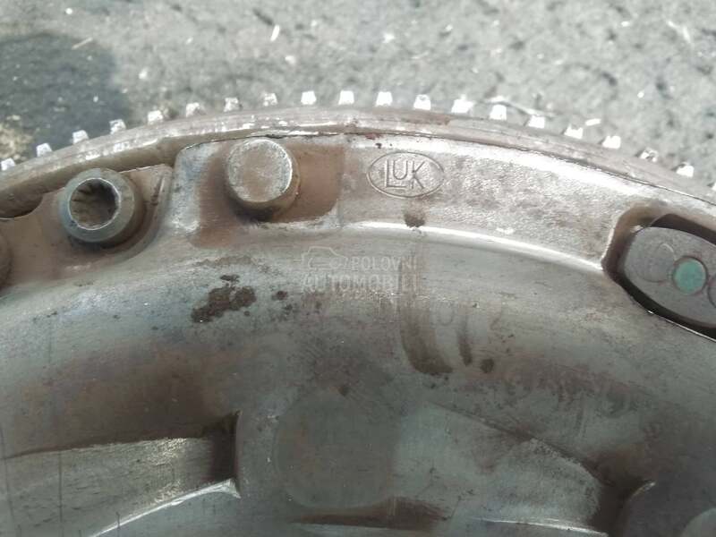 Plivajuci zamajac 1.9 5 brzina