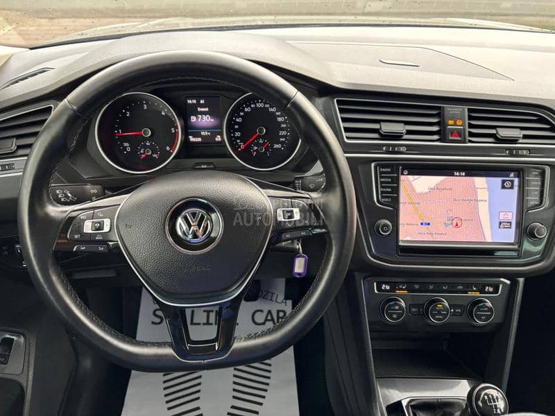 Volkswagen Tiguan 2.0TDI HIGHLINE T0P Volkswagen Tiguan 2.0TDI HIGHLINE T0P