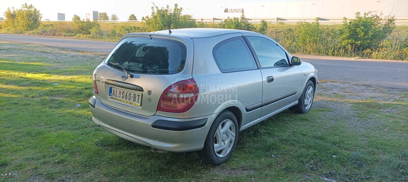 Nissan Almera 