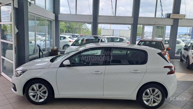 Peugeot 308 1.2NAV ALU LED 84000